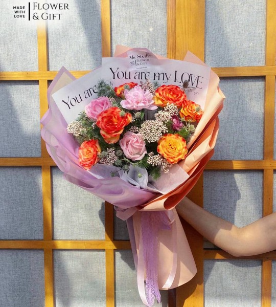 HOA TƯƠI THIẾT KẾ
