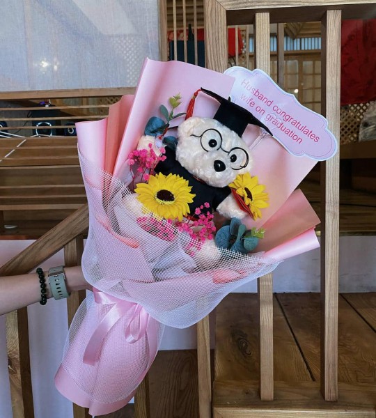 HOA MỪNG TỐT NGHIỆP